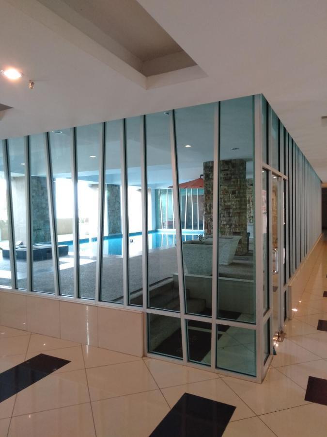 Risqi Apartment 2 Bedroom Wakaf Che Yeh 코타바하루 외부 사진